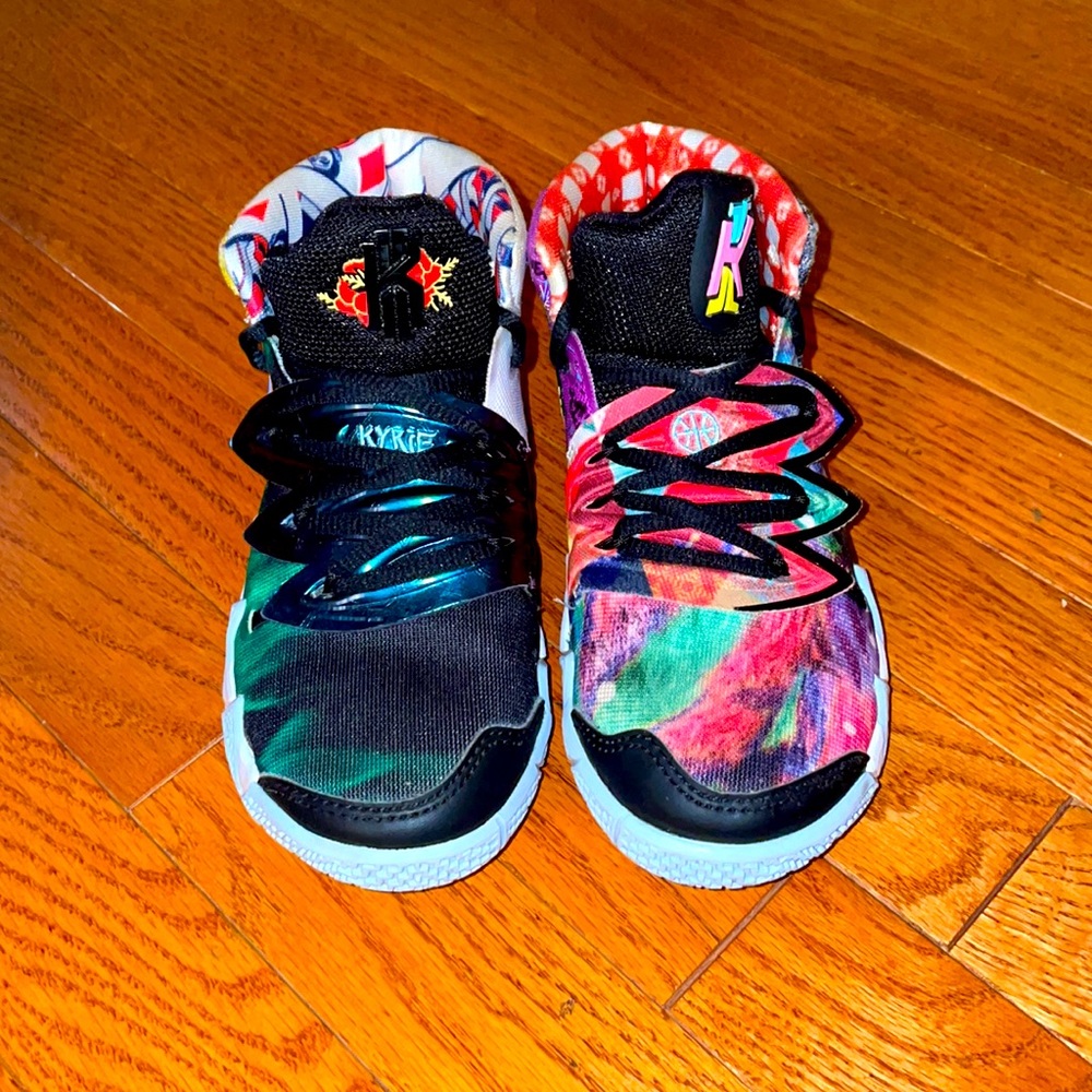 Nike Kyrie Irving’s, kids size 13C, great condition, worn just a few times.